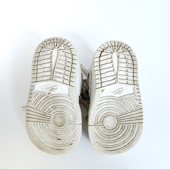 Nike Air Jordan 1 Retro White Leather Toddler 4C - Picture 4 of 11